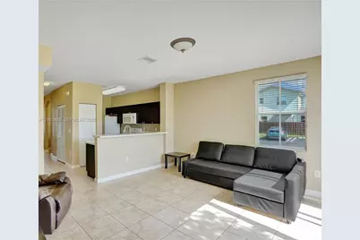 205 SE 29th Ter #1, Homestead, FL 33033 - Photo 5