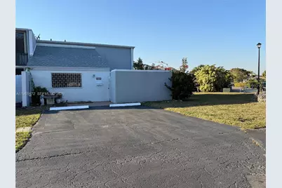 2500 SW 122nd Ct, Miami, FL 33175 - Photo 1
