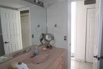 2500 SW 122nd Ct, Miami, FL 33175 - Photo 21