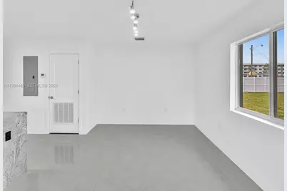 1140 NE 139th St, North Miami, FL 33161 - Photo 21