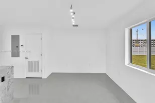 1140 NE 139th St, North Miami, FL 33161 - Photo 21