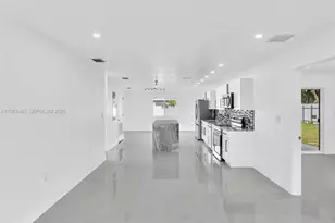 1140 NE 139th St, North Miami, FL 33161 - Photo 7