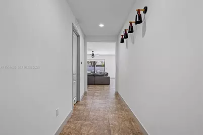 2872 SE 3rd St, Homestead, FL 33033 - Photo 5