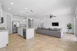 2872 SE 3rd St, Homestead, FL 33033 - Photo 13