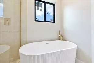 701 SW 17th St, Fort Lauderdale, FL 33315 - Photo 25