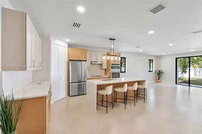 701 SW 17th Street, Fort Lauderdale, FL 33315 - Photo 9