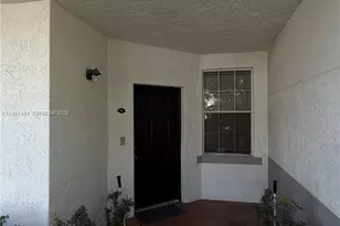 741 SW 148th Ave, Sunrise, FL 33325 - Photo 3