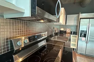 690 SW 1st Ct, Miami, FL 33130 - Photo 7