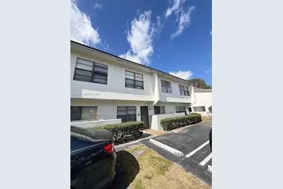 2566 Coral Springs Dr, Coral Springs, FL 33076 - Photo 3