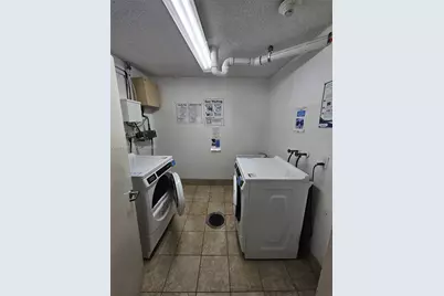 6900 Bay Dr #8J, Miami Beach, FL 33141 - Photo 15