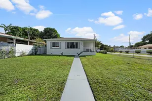 104 E 58th St, Hialeah, FL 33013 - Photo 11