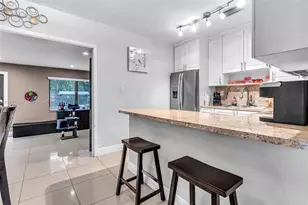 7585 SW 28th St, Miami, FL 33155 - Photo 11