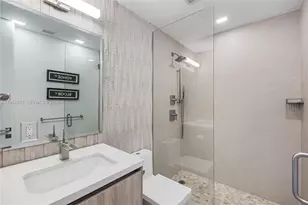 1000 Venetian Way, Miami Beach, FL 33139 - Photo 15