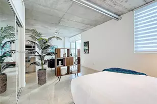 690 SW 1st Ct, Miami, FL 33130 - Photo 21