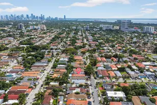 3297 SW 26th St, Miami, FL 33133 - Photo 9