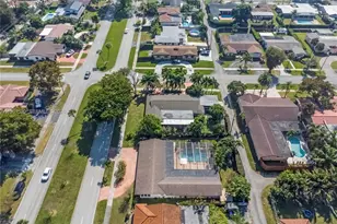 612 N 46th Ave, Hollywood, FL 33021 - Photo 37