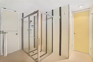 612 N 46th Ave, Hollywood, FL 33021 - Photo 21