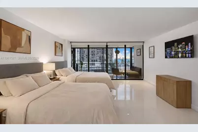 1925 Brickell Ave #606, Miami, FL 33129 - Photo 15