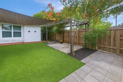 3250 SW 116th Pl, Miami, FL 33165 - Photo 13