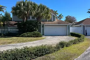 10035 SW 141st Ct, Miami, FL 33186 - Photo 3