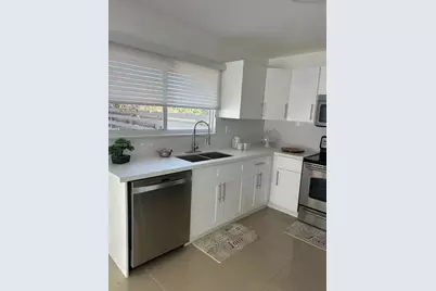 10035 SW 141st Ct, Miami, FL 33186 - Photo 15