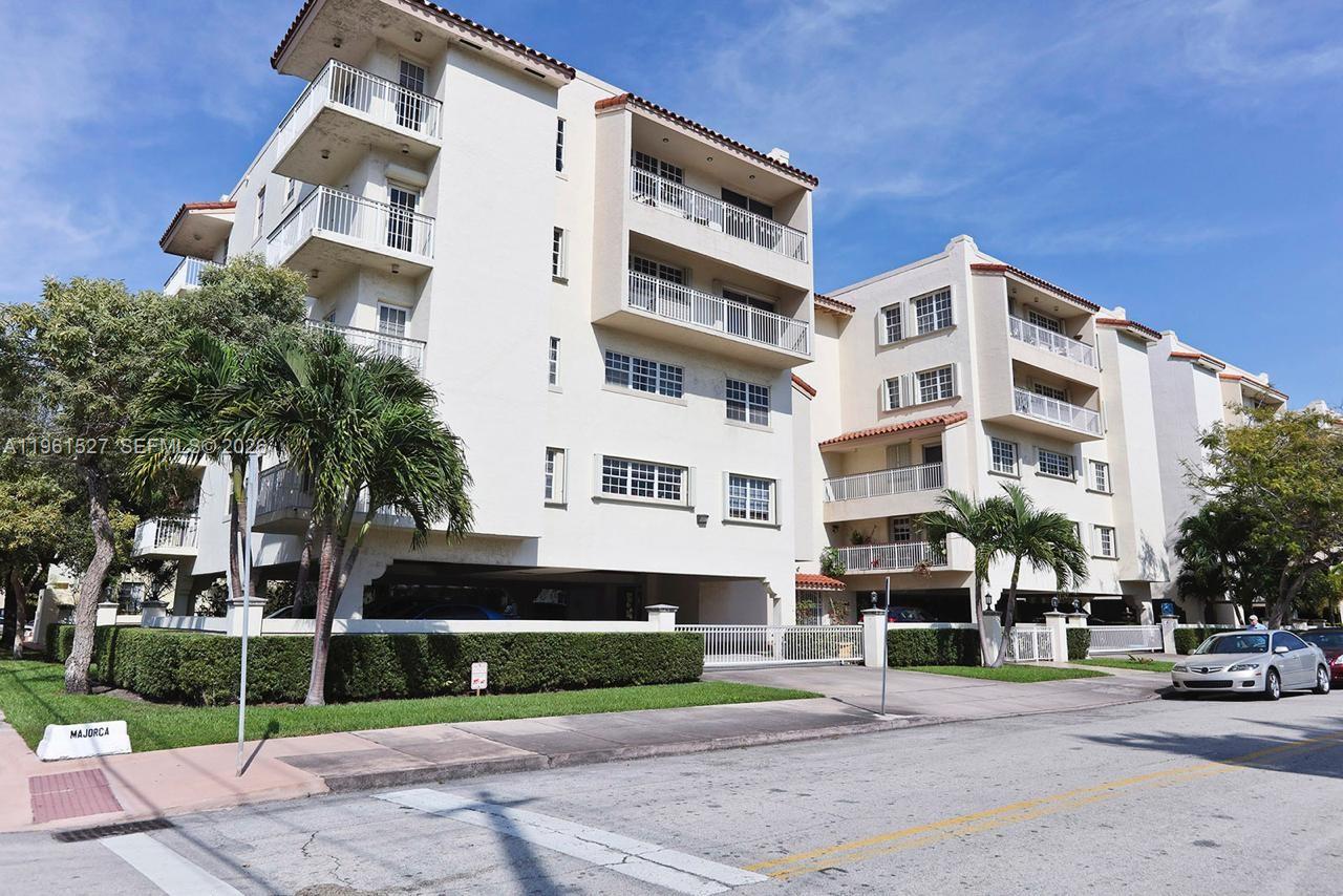 49 Majorca Ave #303 - 49 Majorca Ave #303, Coral Gables, FL 33134 Luxury Property | Jose Angel Pina