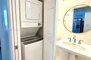 3530 Mystic Pointe Dr, Aventura, FL 33180 - Photo 21