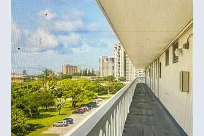 [Address not provided], Aventura, FL 33160 - Photo 23