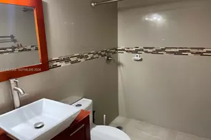 10367 N Kendall Dr, Miami, FL 33176 - Photo 13