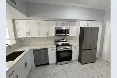 11826 SW 99 St #0, Miami, FL 33186 - Photo 3