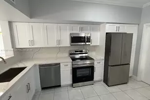 11826 SW 99th St, Miami, FL 33186 - Photo 3