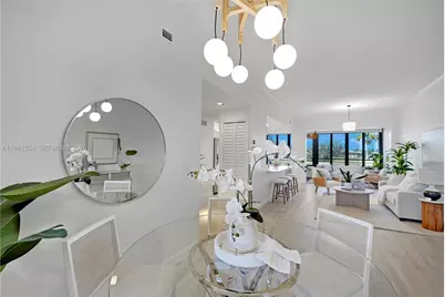 7460 La Paz Blvd #202, Boca Raton, FL 33433 - Photo 1