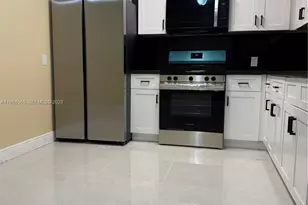 11061 NW 39th St, Coral Springs, FL 33065 - Photo 3