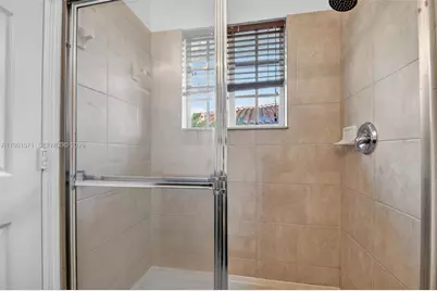 4206 Napoli Lake Dr, Riviera Beach, FL 33410 - Photo 13