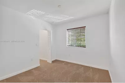 4206 Napoli Lake Dr, Riviera Beach, FL 33410 - Photo 29