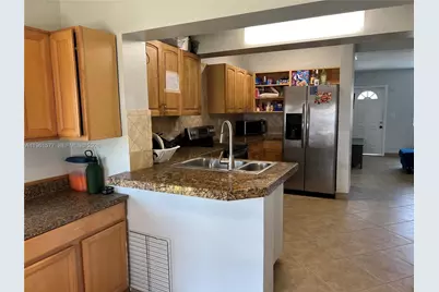 1885 NE 53rd St, Pompano Beach, FL 33064 - Photo 9