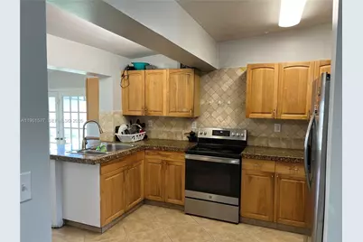 1885 NE 53rd St, Pompano Beach, FL 33064 - Photo 7