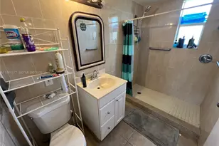 1885 NE 53rd St, Pompano Beach, FL 33064 - Photo 15