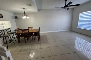 9962 NW 56th Pl, Coral Springs, FL 33076 - Photo 3