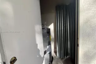 9962 NW 56th Pl, Coral Springs, FL 33076 - Photo 9