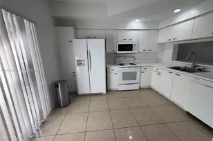 9962 NW 56th Pl, Coral Springs, FL 33076 - Photo 7