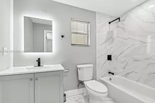 380 NW 20th St, Miami, FL 33127 - Photo 9