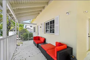 380 NW 20th St, Miami, FL 33127 - Photo 17