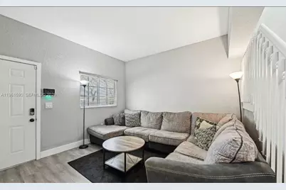 380 NW 20th St #8, Miami, FL 33127 - Photo 7