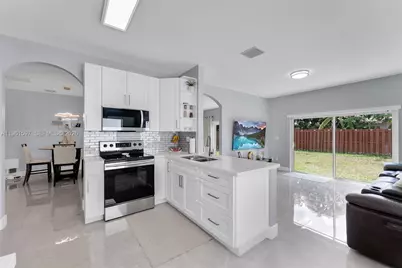 14234 SW 155th Ct, Miami, FL 33196 - Photo 23