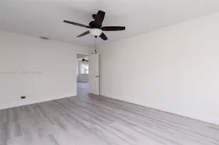 922 Nautilus Isle, Dania Beach, FL 33004 - Photo 13