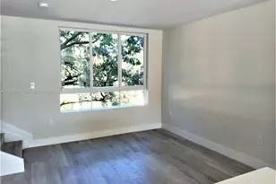 2555 NE 193rd St, Miami, FL 33180 - Photo 19