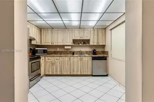 141 SW 96th Terrace, Plantation, FL 33324 - Photo 35