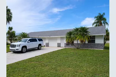 4311 SE Geneva Dr #4311, Stuart, FL 34997 - Photo 1