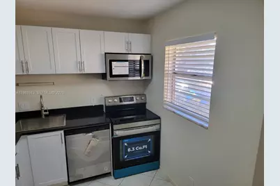 12016 S Greenway Cir S #108, Royal Palm Beach, FL 33411 - Photo 5